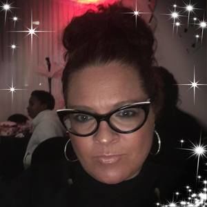 Meet your Posher, Michele